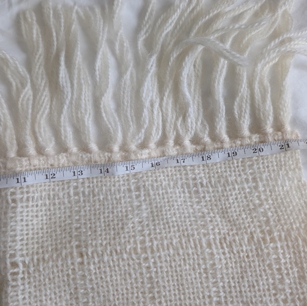 Hand Loomed Vintage Knit Wool Blanket Scarf - Picture 6 of 7